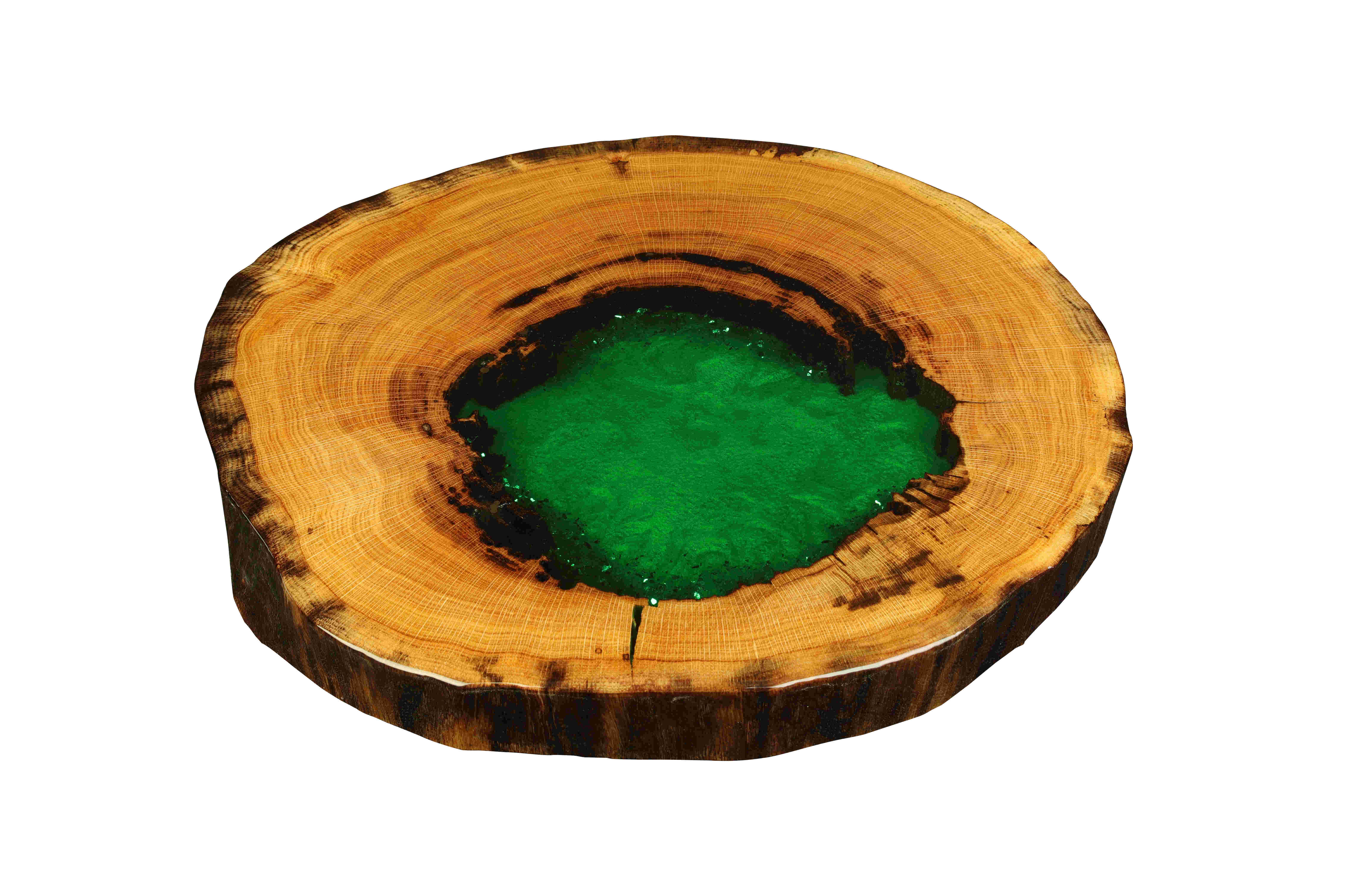 stół drewniany  z żywicą zieloną
